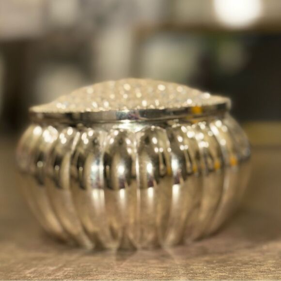 Lori Greiner jewelry keeper anti tarnish lined sterling silver plated/lacquered - Picture 9 of 12